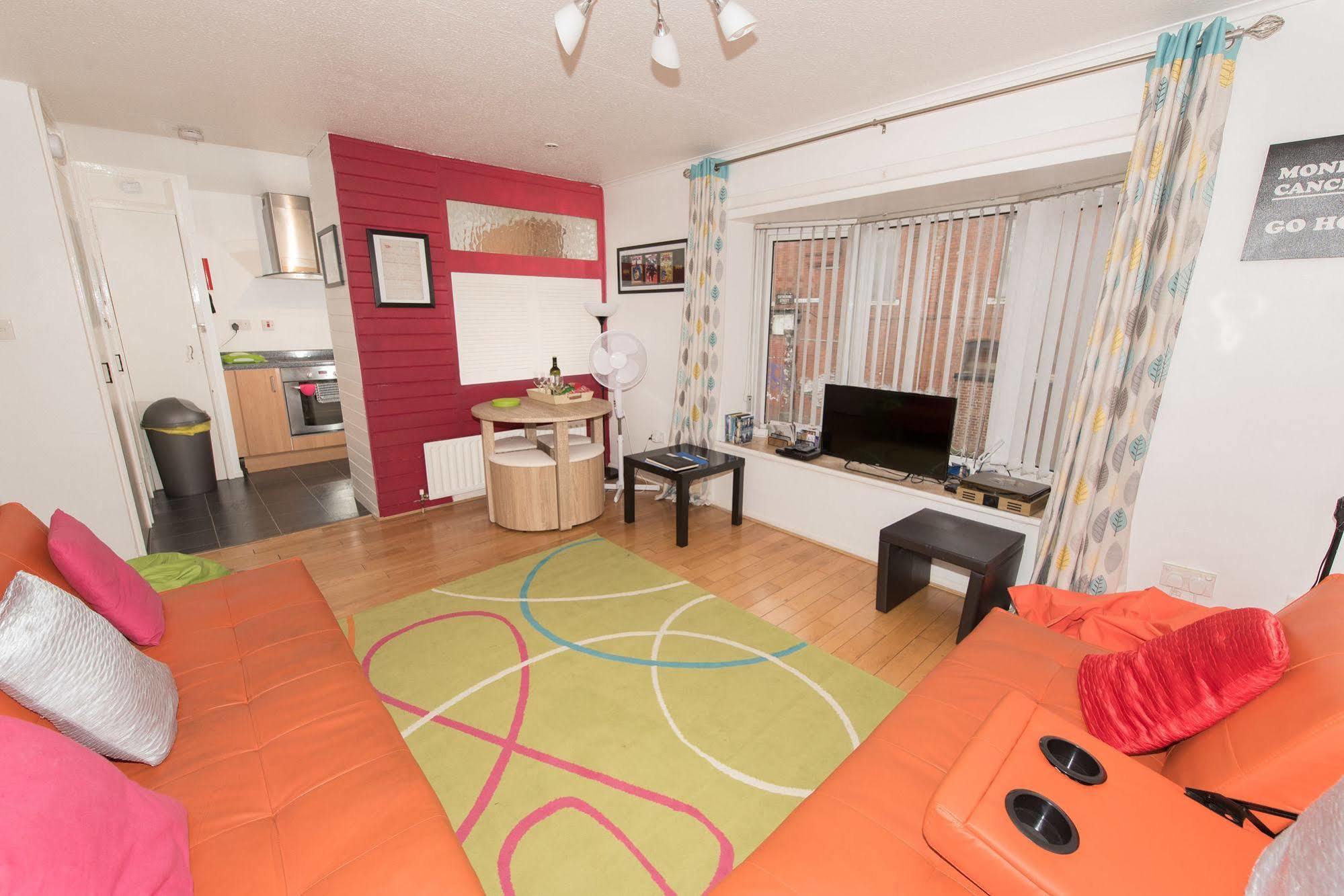 Very Central Location- Free Parking - 2 Bedrooms Belfast Zewnętrze zdjęcie